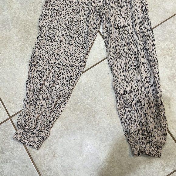 NWT! VICI Dress Forum Leopard Belted Lightweight Jogger Pants M - Picture 7 of 10